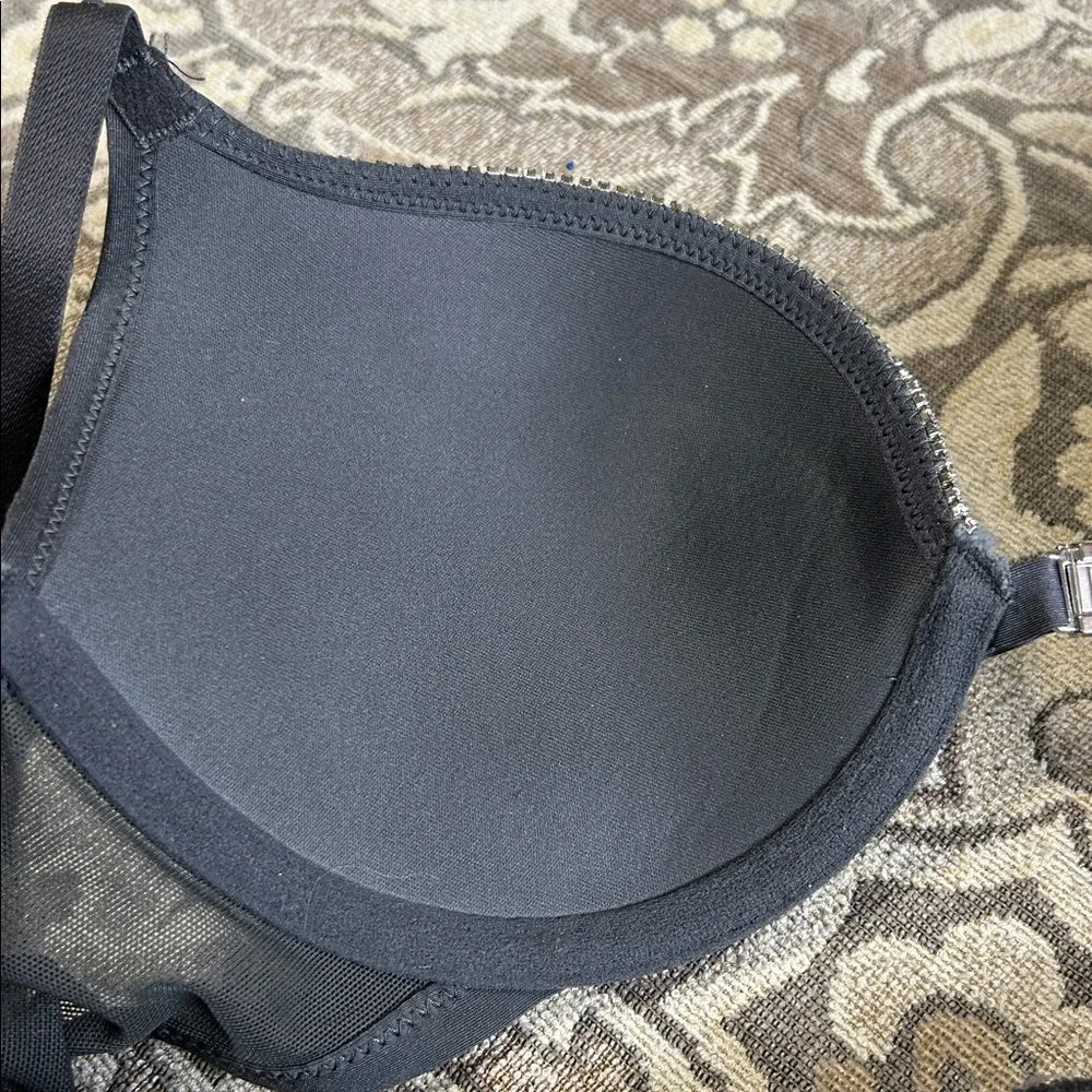 La Senza Beyond Sexy Push-up Bra 34B. Crystal Details. - Picture 7 of 13